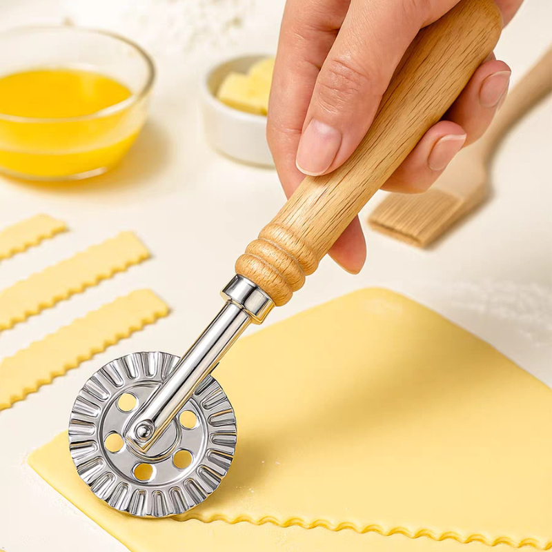 Coupe-pâtisserie rond, roue de - Kitchen Roller Baking avis et prix